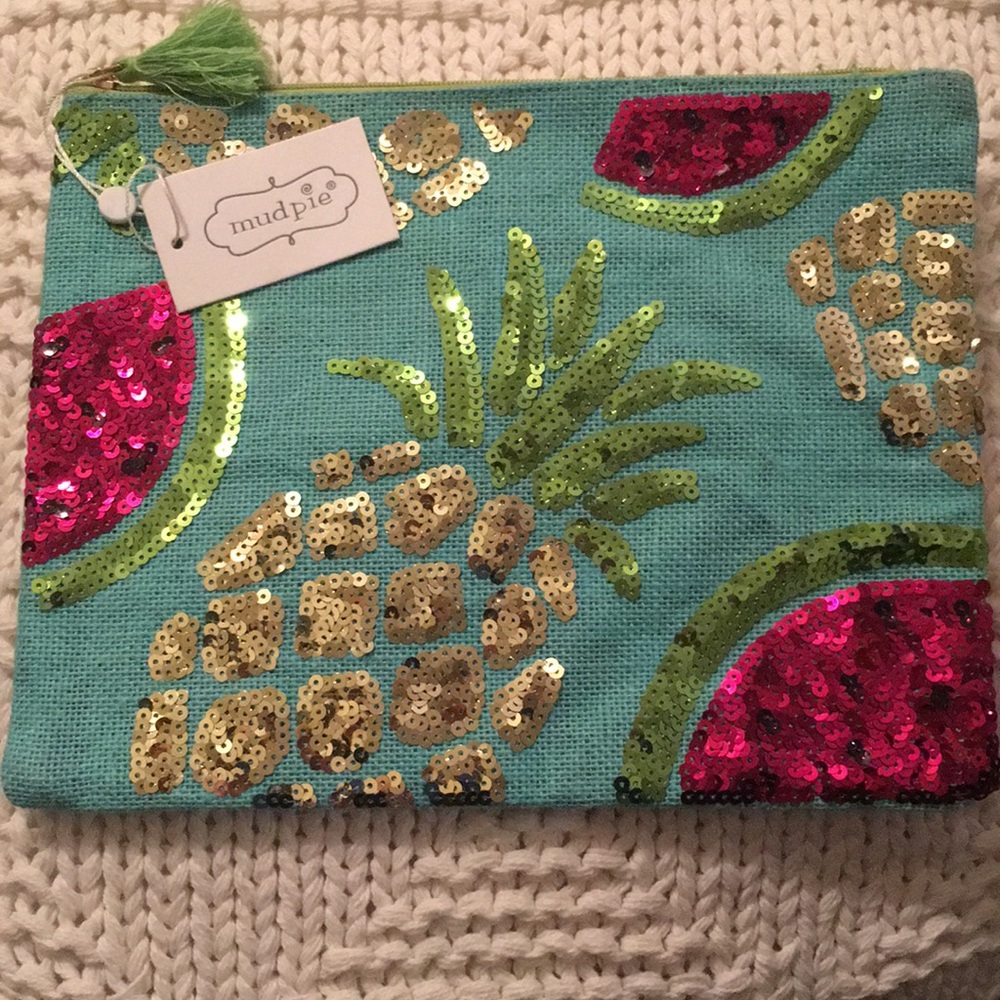 NWT! 🌴🍍 MUD PIE Linen Dazzle Case